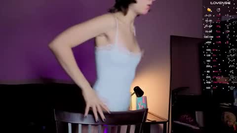 Kristi moony online show from 10/31/25, 10:55