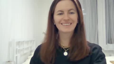 Snapshot of valerie_rose777 chatting on 12/24/24, 10:28 valerie_rose777 online show from 12/24/24, 10:28