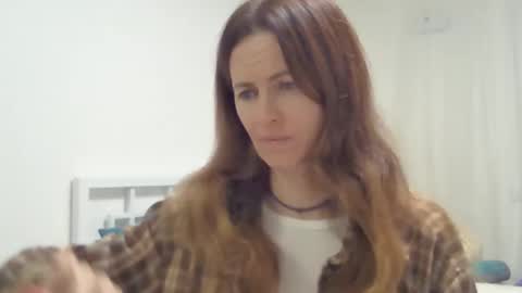 Snapshot of valerie_rose777 chatting on 11/16/25, 07:52 valerie_rose777 online show from 11/16/25, 07:52