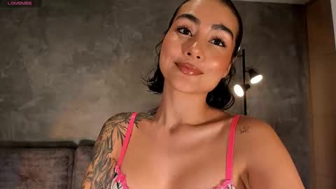  call me Val  online show from 11/24/25, 02:55