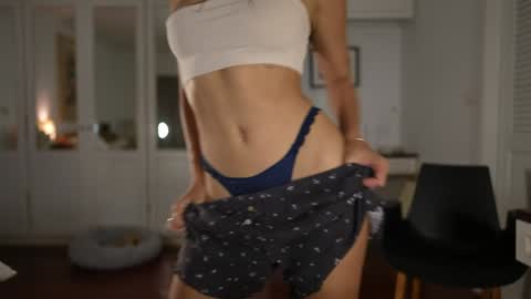 Valerie online show from 10/29/25, 02:47