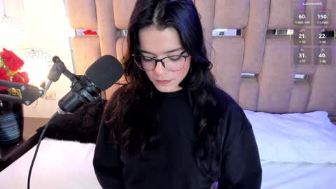 Valeria online show from 01/18/25, 01:51