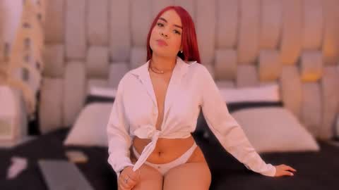 Snapshot of valerierabbit chatting on 11/08/25, 07:01 valerierabbit online show from 11/08/25, 07:01