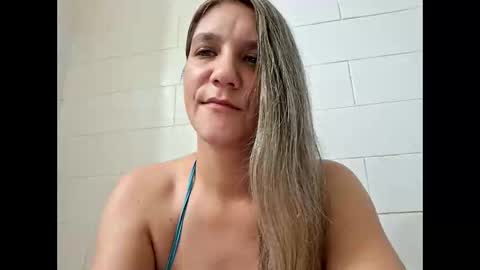 ValerieRayne online show from 12/16/25, 06:29