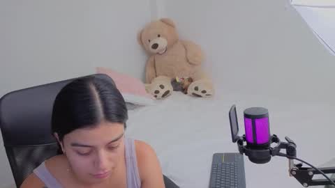 Juli C online show from 12/16/25, 12:48