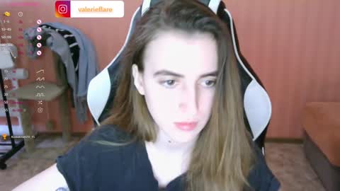 Snapshot of valeritiio chatting on 12/25/24, 04:54 valeritiio online show from 12/25/24, 04:54