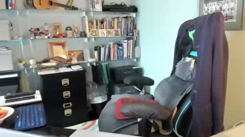 Snapshot of valeriusvitus99 chatting on 10/20/25, 04:07 athletic ass muscles underwear smooth cock online show from 10/20/25, 04:07