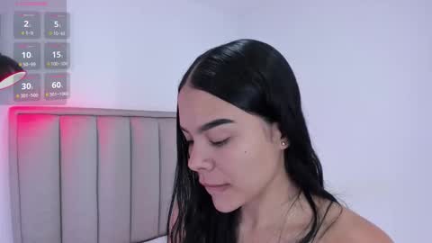 Cris  online show from 09/22/25, 01:51