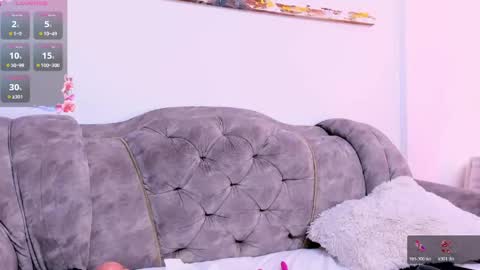 Snapshot of valery_cortez__ chatting on 05/27/26, 11:35 valery_cortez__ online show from 05/27/26, 11:35