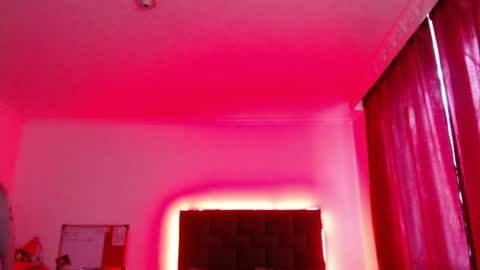 Valeria online show from 04/29/26, 12:53