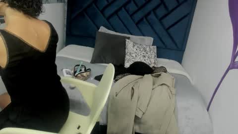 VALERY MORE online show from 10/29/25, 12:18