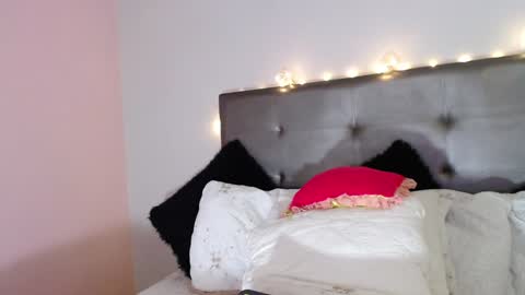  Ana Paula  online show from 01/11/25, 08:11