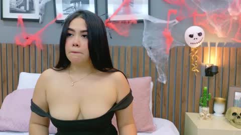 Snapshot of valerya_collem chatting on 10/24/25, 01:46 Valerya Collem online show from 10/24/25, 01:46