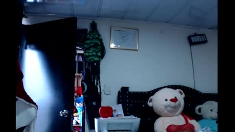 Snapshot of valerybaker1 chatting on 04/06/26, 07:59 B V Naughty online show from 04/06/26, 07:59