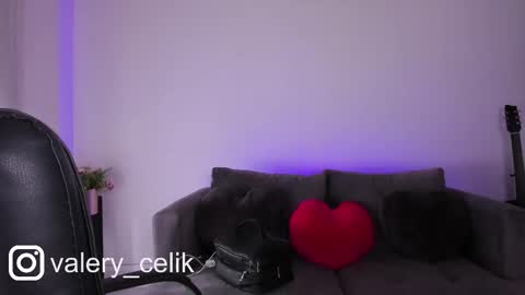 Snapshot of valerycelik chatting on 02/27/25, 04:10 Valery online show from 02/27/25, 04:10