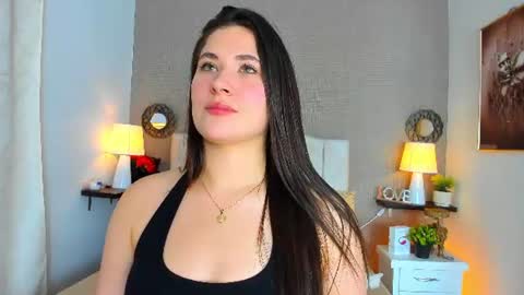 Snapshot of valeryfoxt chatting on 06/11/26, 02:53 valery online show from 06/11/26, 02:53