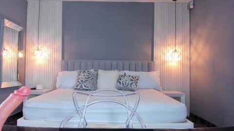 Snapshot of valerynova chatting on 03/05/25, 05:18 Carla online show from 03/05/25, 05:18