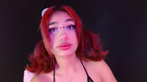 Snapshot of valerysmith18 chatting on 09/21/25, 05:20 zoe online show from 09/21/25, 05:20