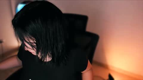 Snapshot of valerysoto_ chatting on 09/18/25, 02:02 Valery Soto online show from 09/18/25, 02:02