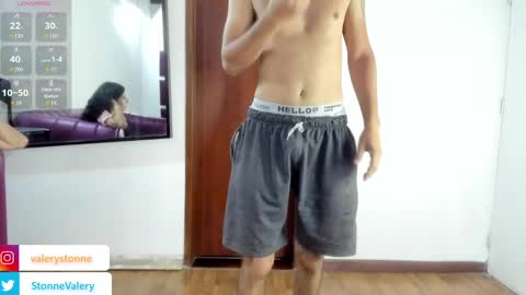 Snapshot of valerystonne_ chatting on 09/11/25, 07:58 Valery Stonne online show from 09/11/25, 07:58