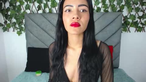 Snapshot of valerythompsonper chatting on 03/27/26, 03:56 valery online show from 03/27/26, 03:56