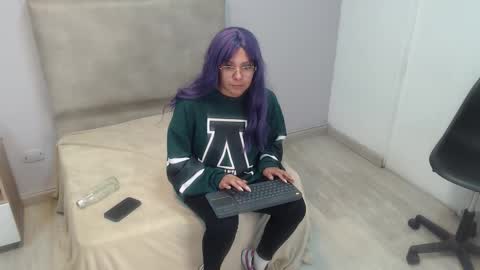 valevicious online show from 09/29/25, 07:08