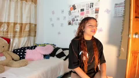 VALIENTE  online show from 01/31/25, 02:37