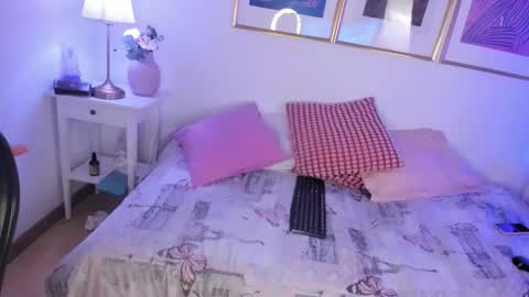 Snapshot of valka_collins chatting on 03/03/26, 05:02 Valka online show from 03/03/26, 05:02