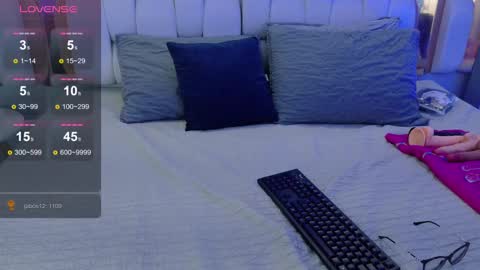 Snapshot of valkiria_moore chatting on 11/02/25, 07:38 Valkiria moore online show from 11/02/25, 07:38