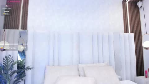 Snapshot of valkiria_vixen chatting on 05/15/26, 11:34 VALQUIRIA online show from 05/15/26, 11:34