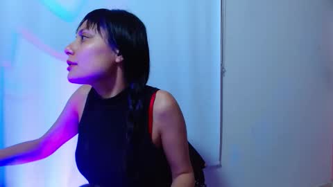 valkiry_ online show from 12/03/25, 11:03