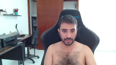 Snapshot of vallartamexi chatting on 06/19/26, 07:50 Roberto Carlos online show from 06/19/26, 07:50