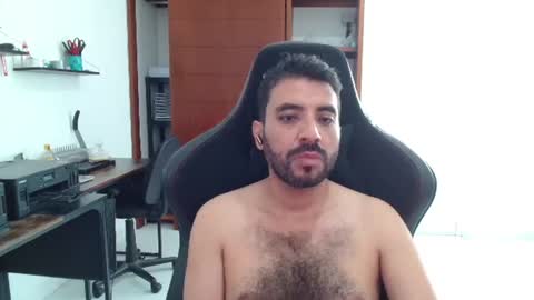 Snapshot of vallartamexi chatting on 06/21/26, 10:12 Roberto Carlos online show from 06/21/26, 10:12