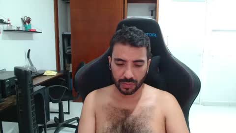 Snapshot of vallartamexi chatting on 07/19/26, 10:57 Roberto Carlos online show from 07/19/26, 10:57