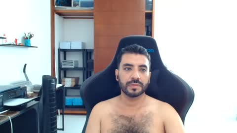 Snapshot of vallartamexi chatting on 07/25/26, 09:34 Roberto Carlos online show from 07/25/26, 09:34