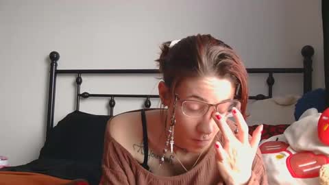 Snapshot of valleriestarr chatting on 02/09/25, 06:05 Vallerie Starr online show from 02/09/25, 06:05