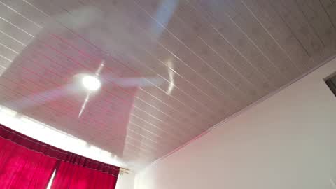 Snapshot of vallery_evanss chatting on 01/09/25, 03:01 Taty independent account online show from 01/09/25, 03:01