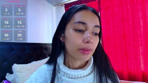 Snapshot of vallery_evanss chatting on 09/30/25, 06:46 Taty independent account online show from 09/30/25, 06:46