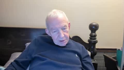 Snapshot of valleylaker chatting on 12/13/24, 01:22 valleylaker online show from 12/13/24, 01:22