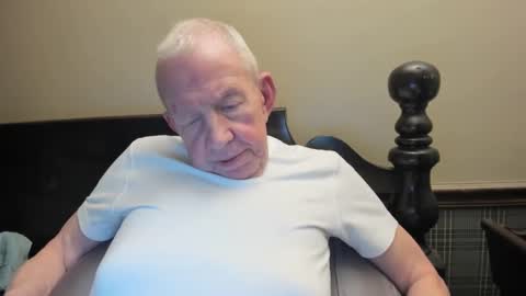 Snapshot of valleylaker chatting on 12/15/24, 09:24 valleylaker online show from 12/15/24, 09:24