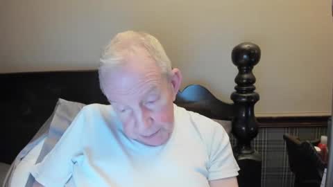 Snapshot of valleylaker chatting on 02/05/25, 10:51 valleylaker online show from 02/05/25, 10:51