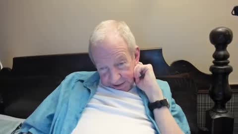 Snapshot of valleylaker chatting on 10/27/25, 11:25 valleylaker online show from 10/27/25, 11:25