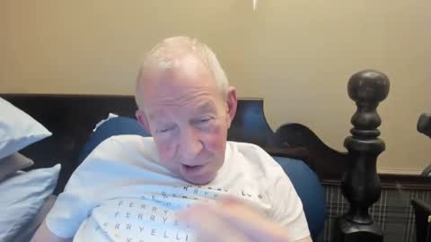 Snapshot of valleylaker chatting on 11/03/25, 10:49 valleylaker online show from 11/03/25, 10:49