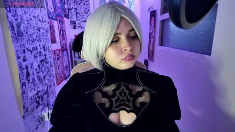 Snapshot of vallolet1_ chatting on 11/28/25, 11:51 Im Violet online show from 11/28/25, 11:51