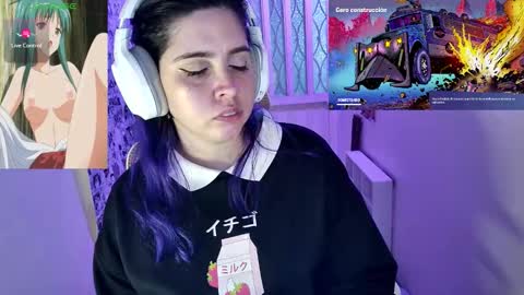 Snapshot of vallolet1_ chatting on 12/22/25, 06:43 Im Violet online show from 12/22/25, 06:43