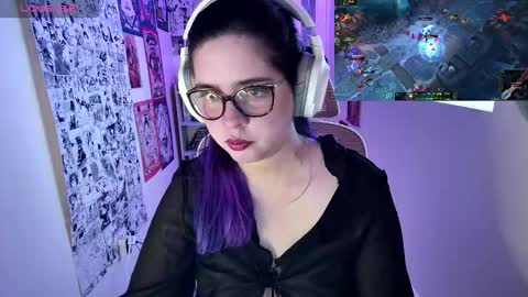 Snapshot of vallolet1_ chatting on 02/05/26, 09:30 Im Violet online show from 02/05/26, 09:30