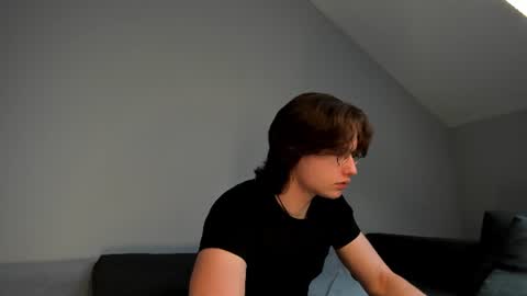 Valo online show from 06/14/26, 11:45