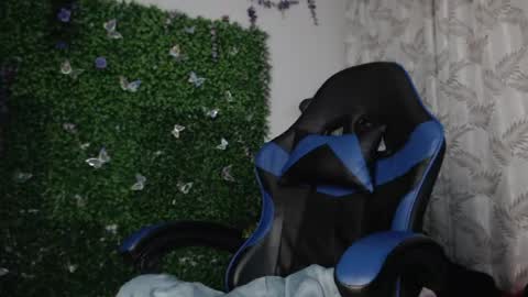 valquiria_sirgun online show from 05/11/26, 04:04