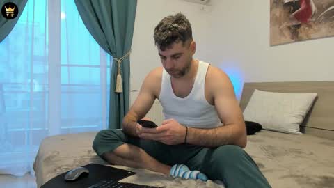 Snapshot of valyvalisimo chatting on 02/06/26, 06:29 valyvalisimo online show from 02/06/26, 06:29