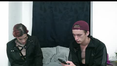 Snapshot of vamp_noah chatting on 12/26/24, 01:29 Vamp Noah and Dan online show from 12/26/24, 01:29